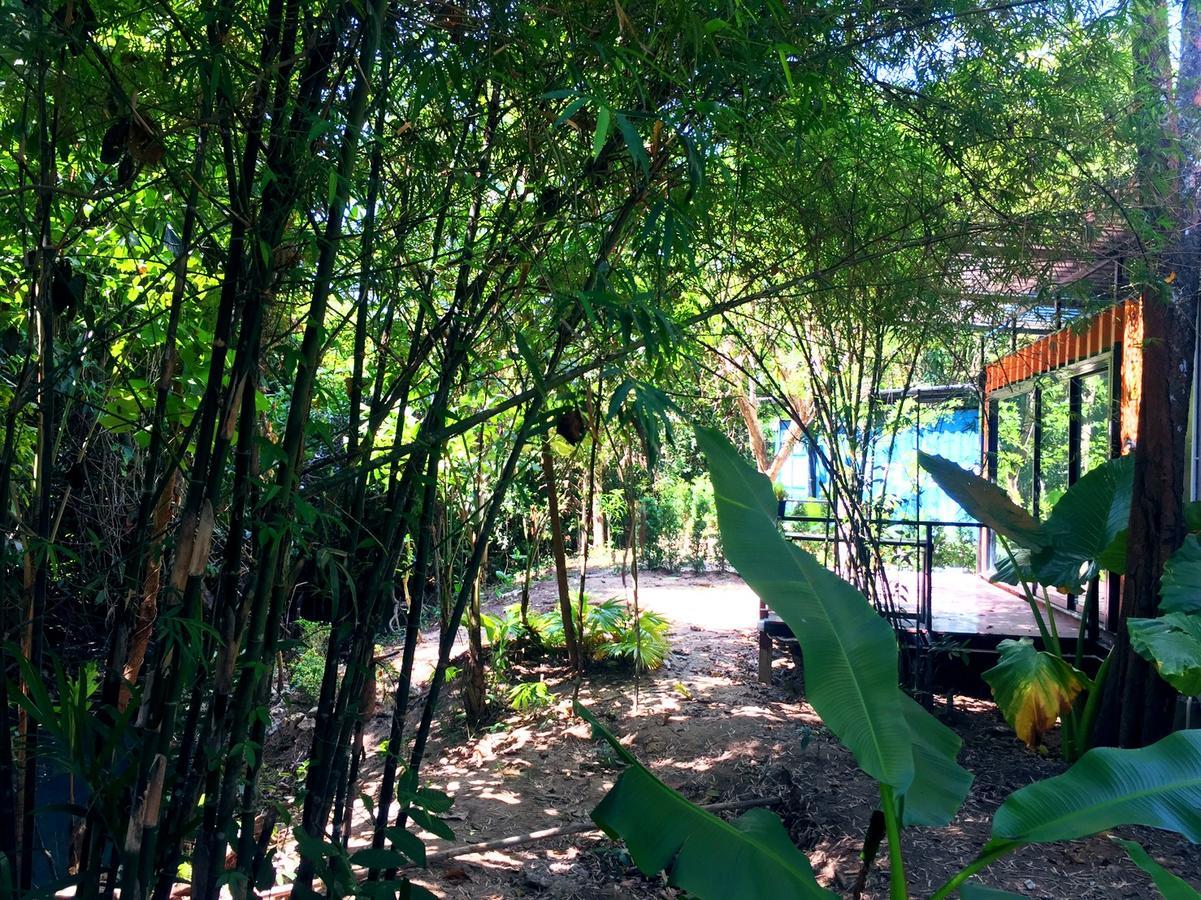 Hug Rimtharn Hotel Ban Khao Klom Bagian luar foto