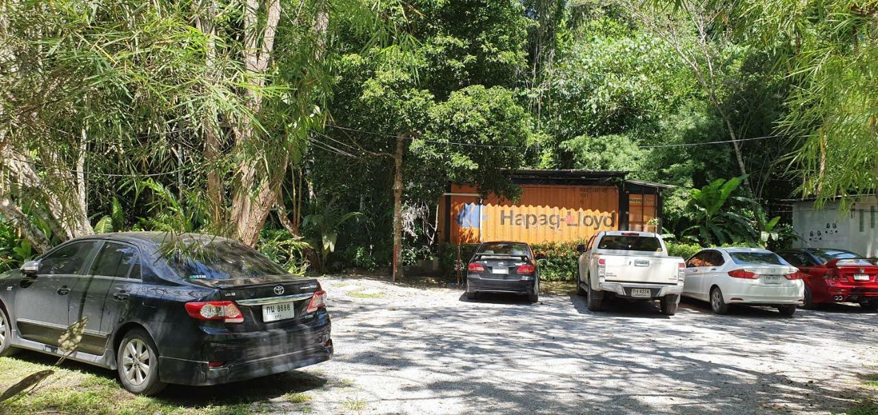 Hug Rimtharn Hotel Ban Khao Klom Bagian luar foto